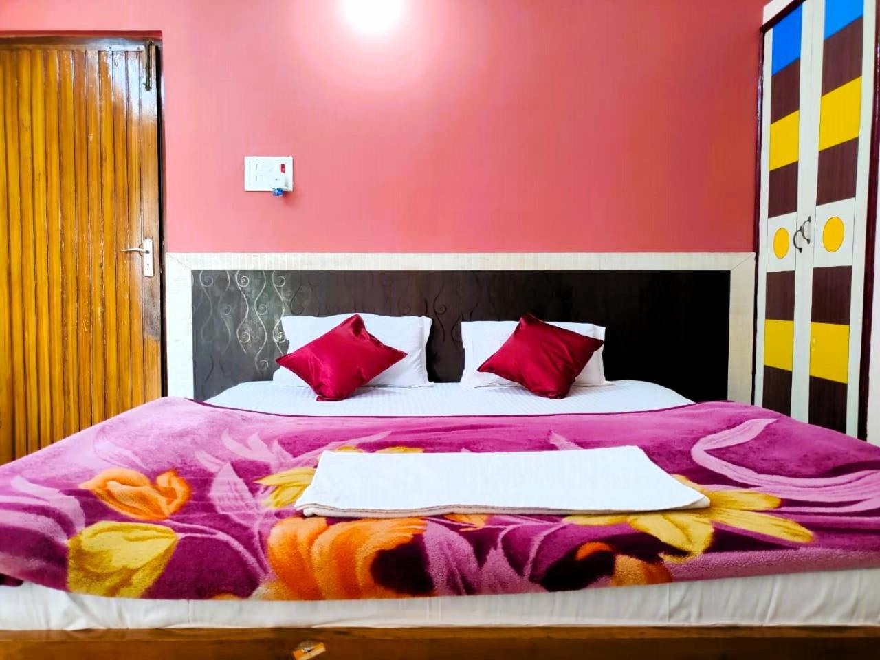 Hotel Vaishnavi Near Baba Dham Temple เดฟการ์ ภายนอก รูปภาพ